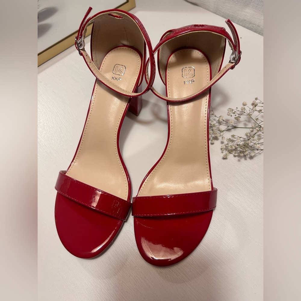 Open Toe Crisscross Straps High Heel